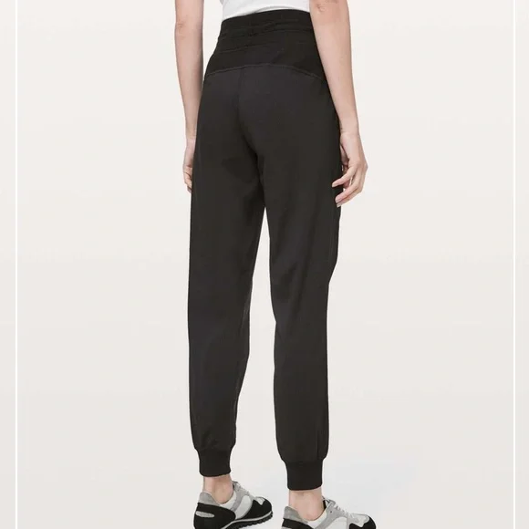 Lululemon Dance Studio Jogger *29" Black Size 4 - Picture 2 of 13